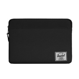 macbook pro-accessories-3