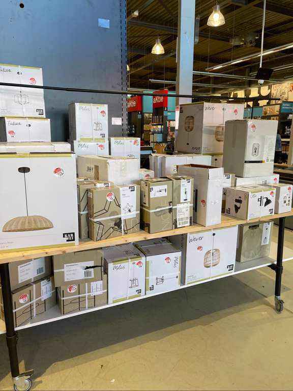 [Lokaal] Karwei Hilversum 70% korting op een aantal lampen