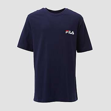 Super veel sale bij Aktiesport, Fila T-shirts of korte broeken voor 5€ of kids Joggingspakken vanaf 7,50€