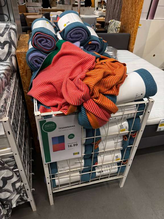 TESAMMANS IKEA Raw color collectie plaid [lokaal? Duiven]
