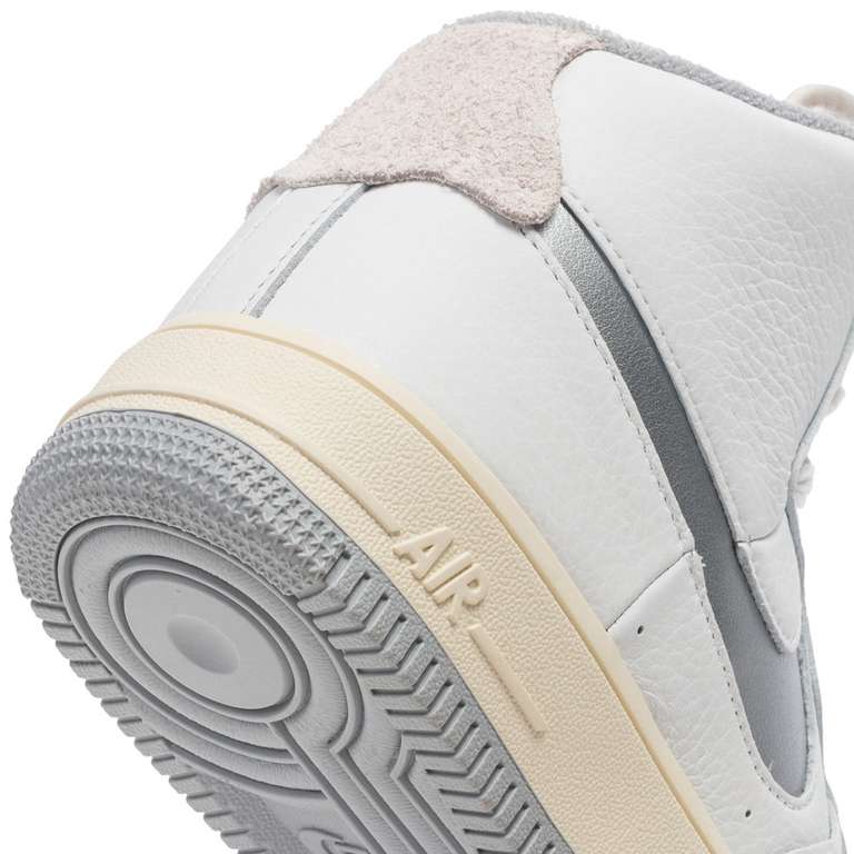 Mega sneaker sale - zoals NIKE Air Force 1: €69,99 / €79,99