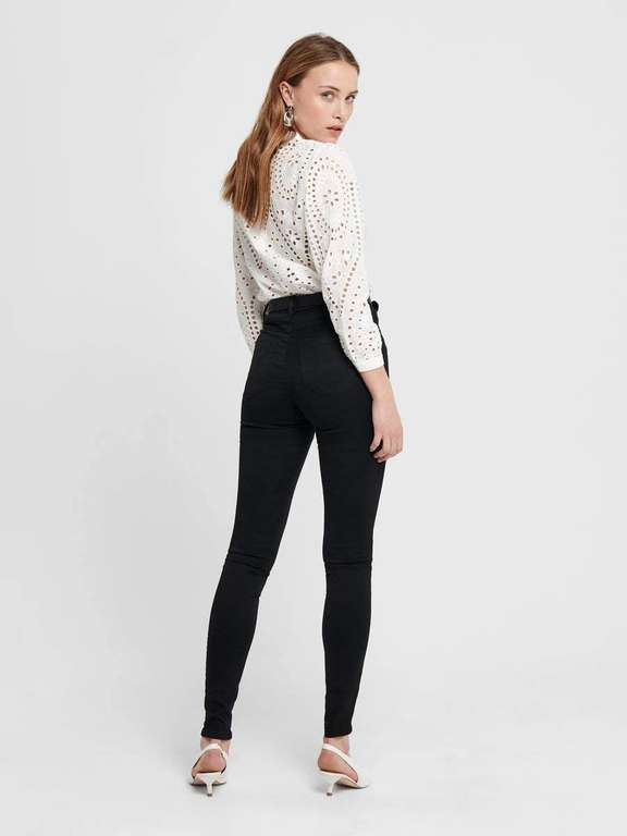 Only Royal Dames skinny jeans zwart voor €10,32 @ Amazon.nl