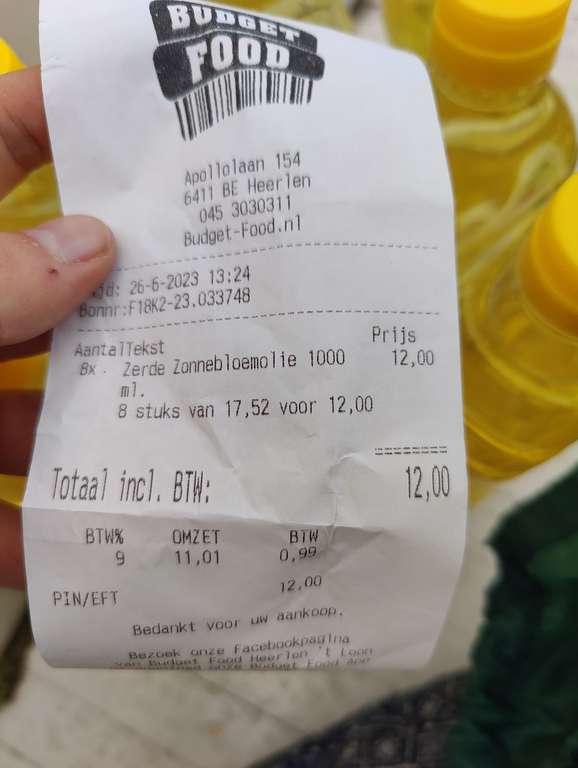 Zonnebloemolie voor €1,50 per liter bij Budget food