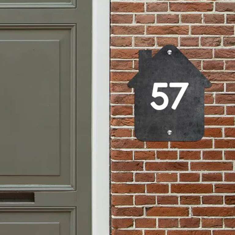 Gepersonaliseerd huisnummerbordje | huisjesvorm | met nummer & naam + code va €14,38 (incl verzending)