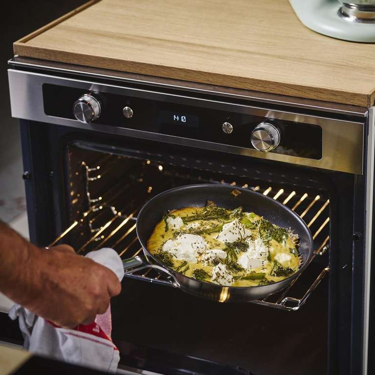 KitchenAid Stainless Steel koekenpannenset 20cm + 28cm voor €49,95 @ iBOOD