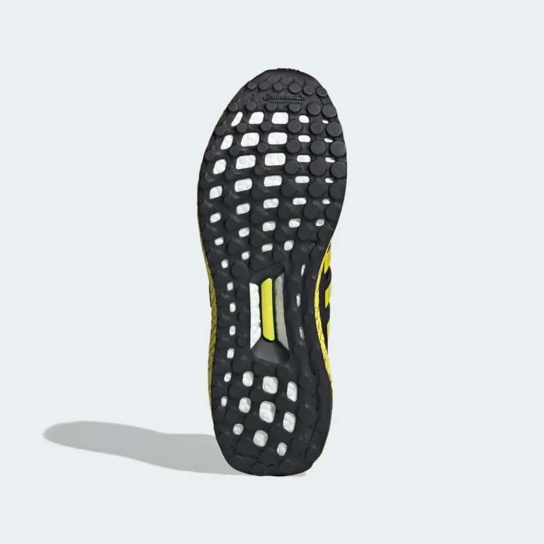 adidas UltraBoost DNA 5.0 hardloopschoenen voor €83,69 @ Outlet46