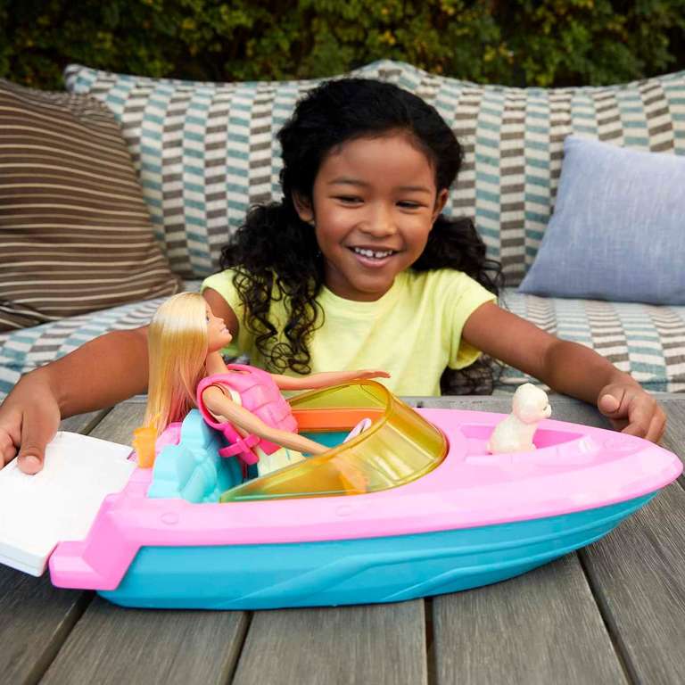 Barbie Pop met boot Speelset