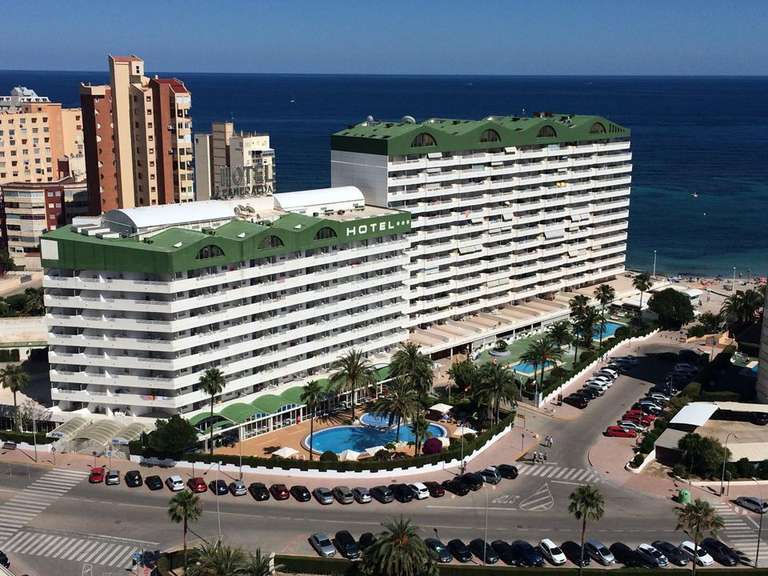 2 personen 10 dagen hotel aan de Costa Blanca Halfpension v.a. €372,18 p.p. (januari) @ Sunweb