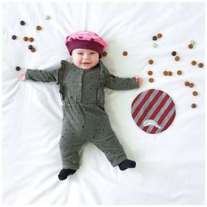 Baby pietenmuts met 50% korting voor €1,99 per stuk @ Prénatal