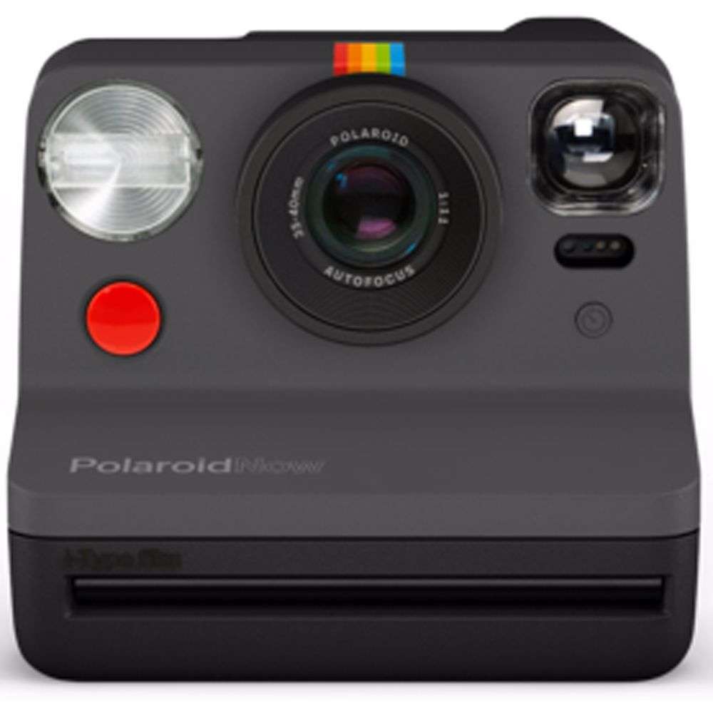 Polaroid analoge camera Now (Zwart) Bij BCC en Amazon NL voor 69 euro