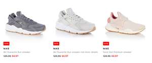 [UPDATE] Diverse Nike sneakers (o.a. Huarache) -50% @ De Bijenkorf