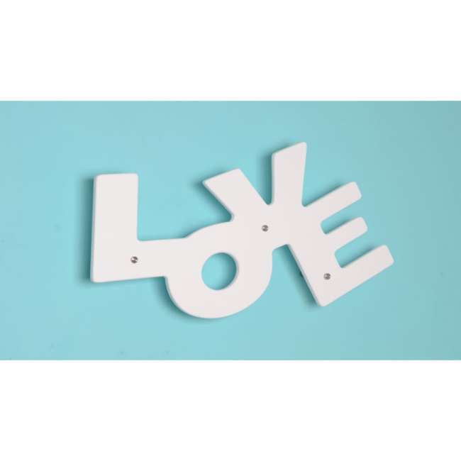 Kapstok 'LOVE' nu €5 in de sale @ Woonexpress