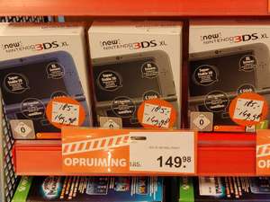 (Lokaal Intertoys Helmond) Nintendo New 3ds xl Zwart / blauw €150 ipv €200