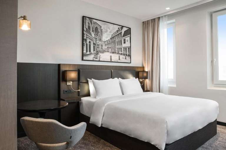Radisson Hotel & Suites Amsterdam South: 1 nacht incl. ontbijt en parkeerplaats v.a. €66,95 p.p. @ Travelcircus
