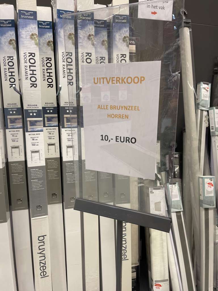 [lokaal] Alle Bruynzeel horren €10 @ Karwei Maastricht