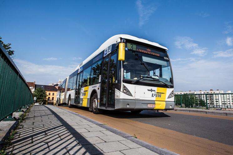 Gratis dagkaart voor tram/bus op koopzondagen in Gent (Belgie)