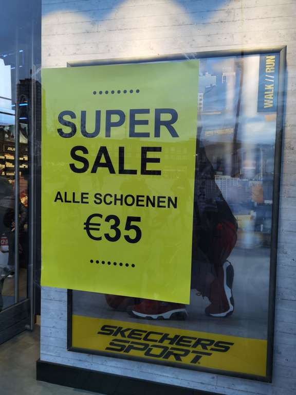 Alle schoenen 35 euro in Enschede