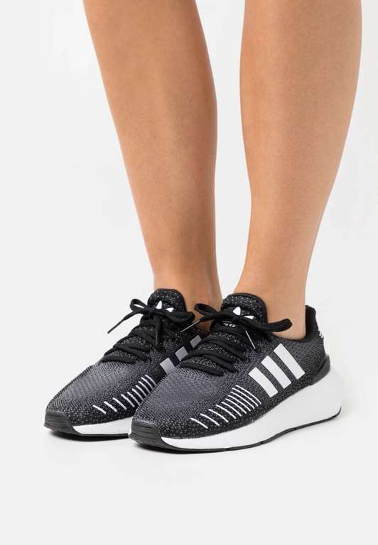 adidas Swift Run 22 sneakers (was €99,90)