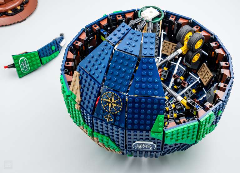 LEGO Ideas 21332 The Globe wereldbol voor €164,33 @ Proshop