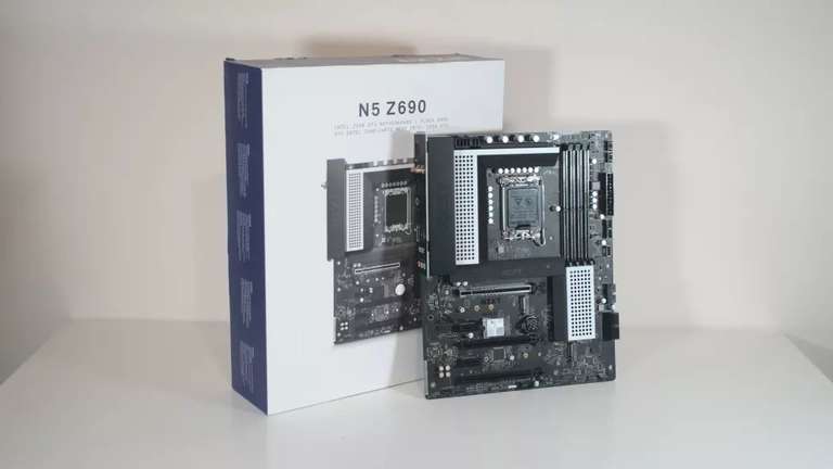 NZXT N5 Z690 DDR4 moederbord wifi6e - BT 5.2