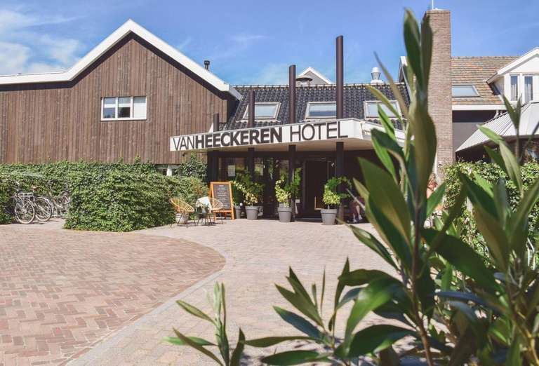 Hotel Van Heeckeren Ameland 2 nachten voor 2 personen incl. ontbijt en drankproeverij voor €198 @ Travelcircus