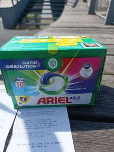 Ariel pods 3 voor 10 euro + 5 euro cadeaukaart @ Kruidvat.nl