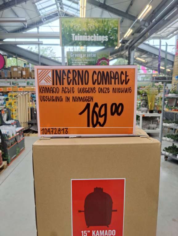 Inferno compact by grill guru. (In store)