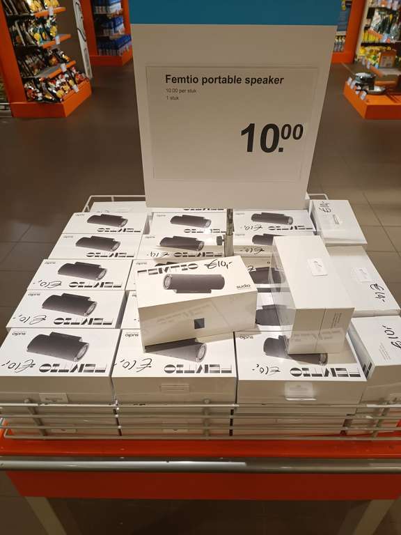 (Lokaal?) Sudio Femtio Speaker Bluetooth Zwart voor 10 euro bij Albert Heijn